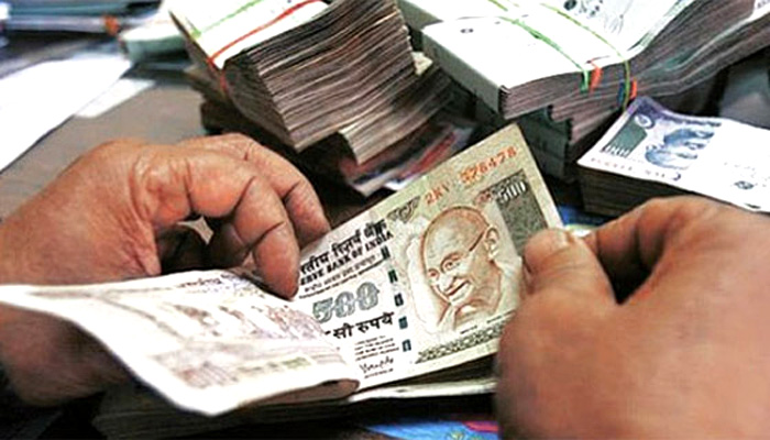 بینک 5،000 روپے قیمت تک کے یا 20 پرانے کٹے پھٹے نوٹوں کو بلا معاوضہ تبدیل کریں: ریزرو بینک