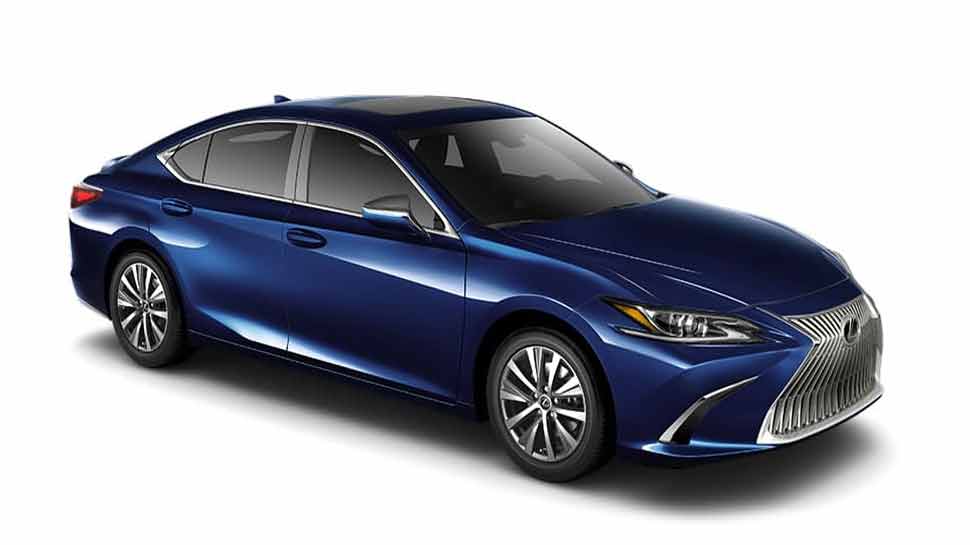 کار کمپنی Lexus نے ہندوستان میں لانچ کی ہائبریڈ لکژری سیڈن ES-300h