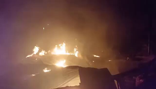 حیدرآباد کے دھول پیٹ میں پتنگوں کے گودام میں آگ، بڑا مالی نقصان