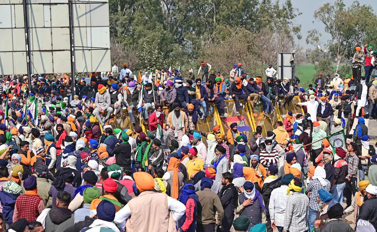 کسانوں کے احتجاج کے دوران مظاہرین سرکاری املاک کو ہونے والے کسی بھی نقصان کی ادائیگی کریں گے: پولیس