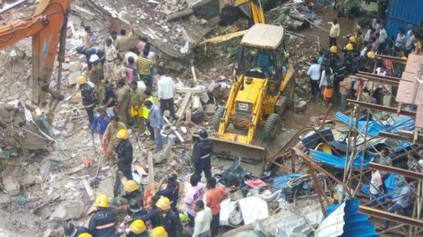 ممبئی کے گھاٹ كوپر میں چار منزلہ عمارت گری، 12 ہلاک، 30-35 لوگ ملبے میں پھنسے