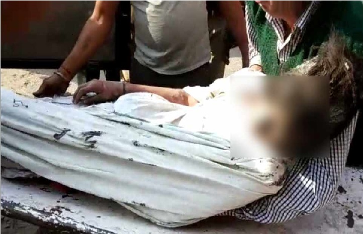 آگرہ: بائیک سوار بدمعاشوں نے 10ویں کے طالب کو زندہ جلایا