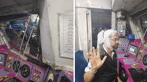 ممبئی کی لوکل ٹرین نائگاؤں میں داخل ہوتے ہوئے کرین سے ٹکرا گئی