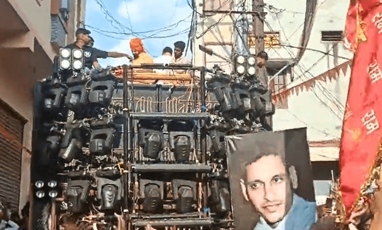 حیدرآباد میں رام نومی ریلی میں گوڈسے کی تصویر لہرانے والا شخص گرفتار