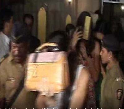 ممبئی ہوائی اڈے پر خاتون سے ضبط کیے گئے 74کیلو گرام منشیات