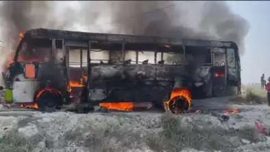 غازی پور میں بس میں آگ لگنے سے 5کی موت
