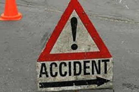 سڑک حادثہ میں تین سالہ لڑکی سمیت 12 افراد ہلاک :کرناٹک