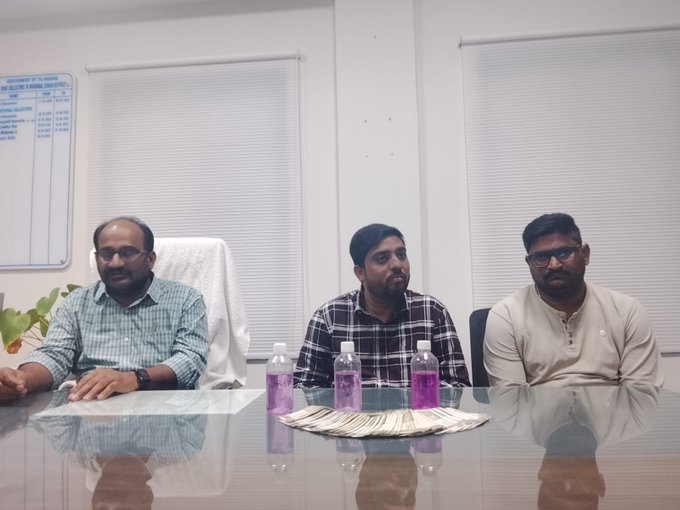 تلنگانہ اے سی بی نے ہانم کونڈا ایڈیشنل کلکٹر کی گرفتاری، 60,000 رشوت لیتے رنگے ہاتھوں پکڑا