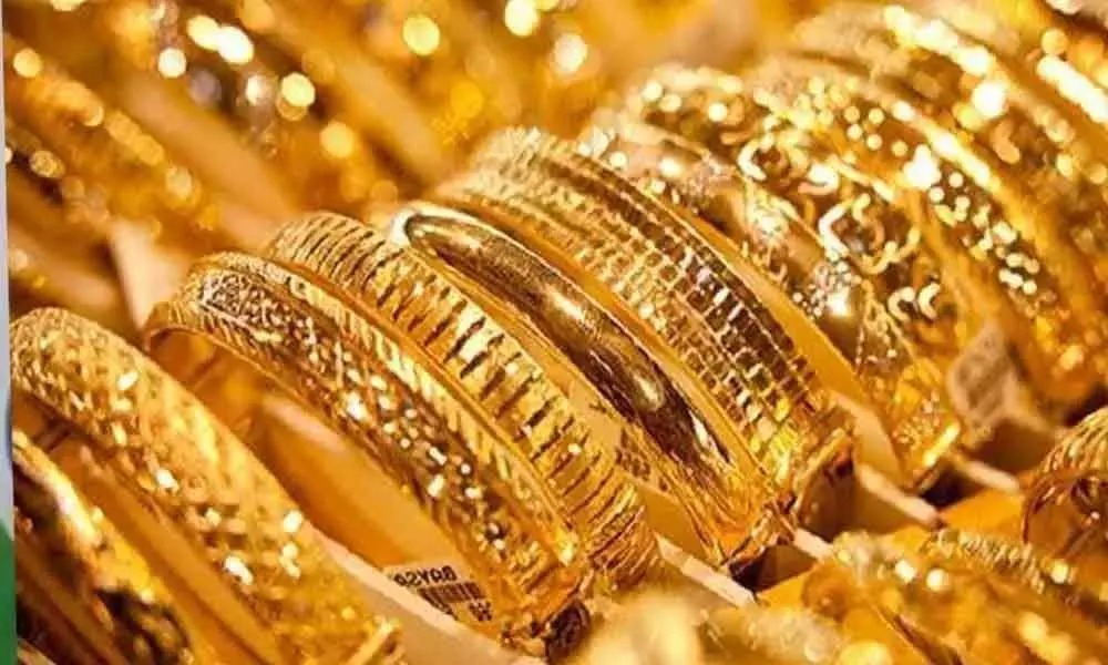 حیدرآباد کے ایس آر نگر میں کار ڈرائیور 7 کروڑ کے طلائی زیورات لے کر فرار