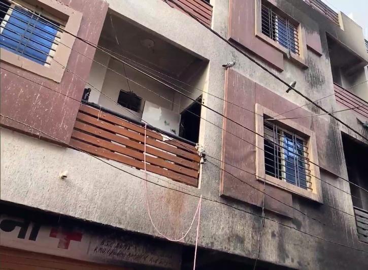 اندور میں تین منزلہ مکان میں آتشزدگی، سات افراد ہلاک
