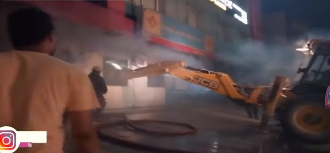 حیدرآباد:بینک کی عمارت میں آگ لگ گئی
