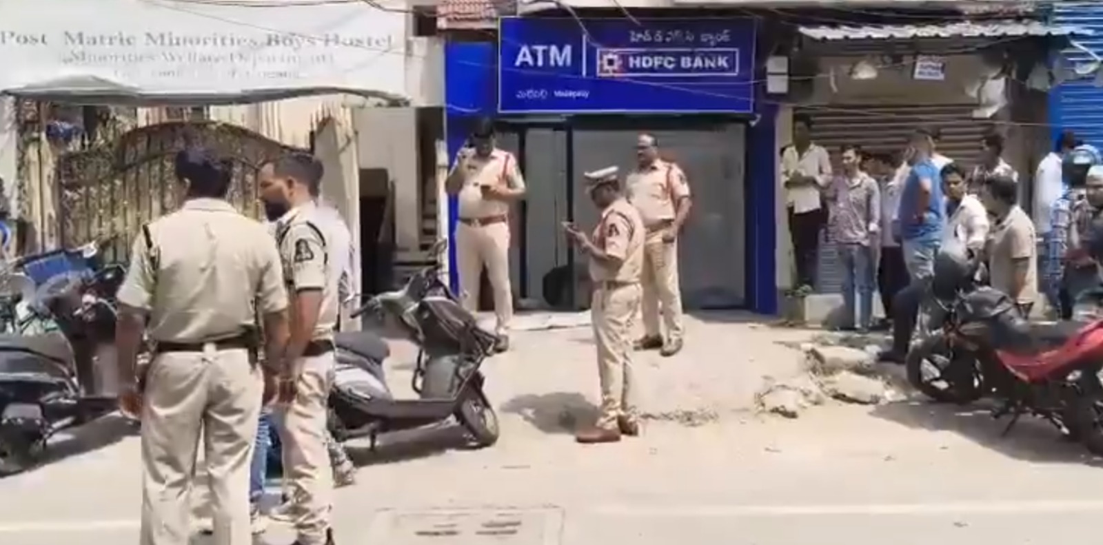 حیدرآباد کے مانصاحب ٹینک کے اے ٹی ایم میں شخص کی لاش برآمد