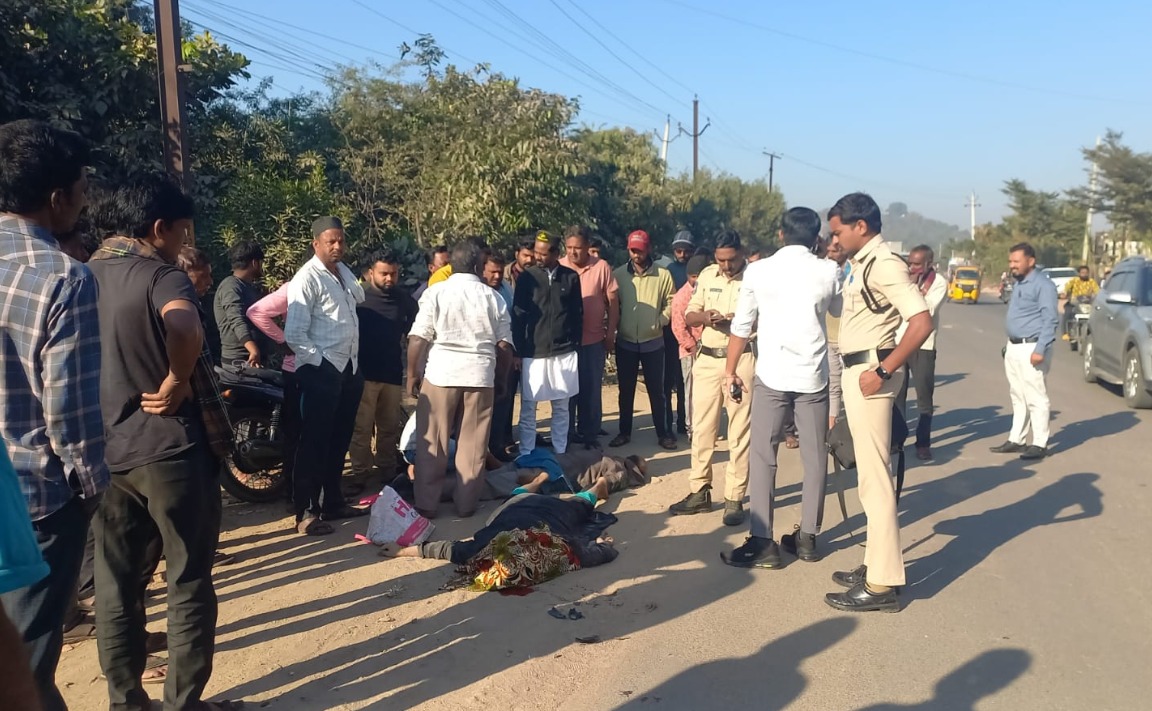 نظام آباد کے بودھن روڈ پر دِلخراش سڑک حادثہ، ضعیف والدہ ہلاک ،بیٹا شدید زخمی