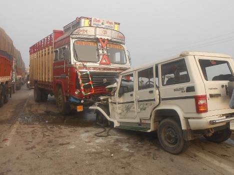 چتور میں پیش آئے سڑک حادثہ میں پانچ افراد زخمی ہوگئے