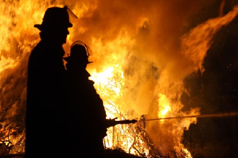تروپتی میں پٹاخہ فیکٹری میں آگ لگنے سے دو بچوں کی موت