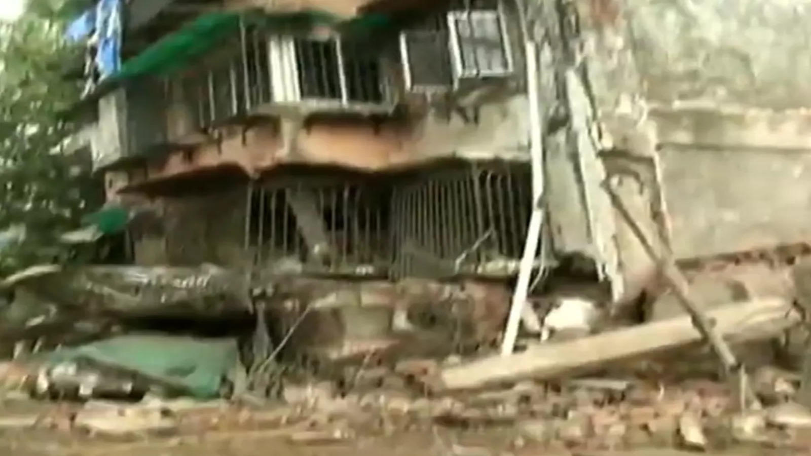 ممبئی میں عمارت گرنے سے ایک شخص ہلاک، 11 زخمی