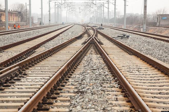 خاتون کانسٹیبل نے ٹرین کے آگے کود کر خودکشی کی