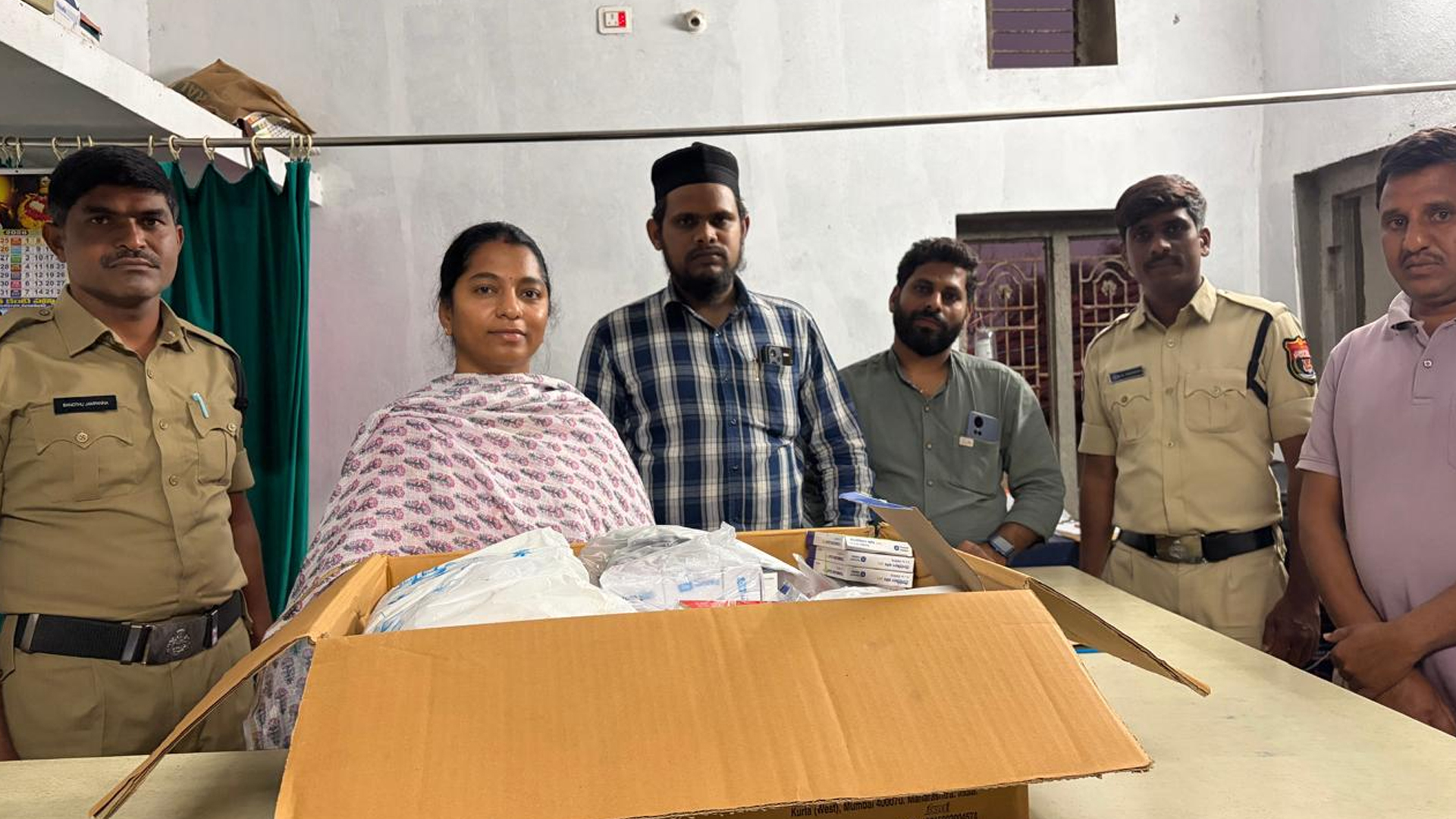 تلنگانہ، کریم نگر: جعلی ڈاکٹر کے کلینک پر ڈرگس کنٹرول کا چھاپہ، غیر قانونی ادویات ضبط