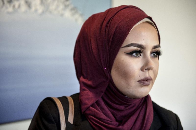 ناروے میں مسلم خاتون کے بال کاٹنے سے انکار پر جرمانہ