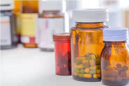 آندھراپردیش کے سریکا کولم کے سرکاری اسپتالوں میں ناقص ادویات کی تقسیم کا 