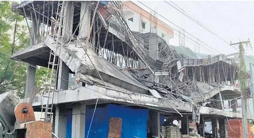حیدرآباد کے نظام پیٹ میں زیر تعمیر عمارت منہدم ، 2  زخمی