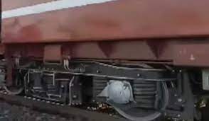 مہاراشٹر میں مال گاڑی سے مسافرٹرین ٹکرانے سے 50 سے زائد مسافر زخمی
