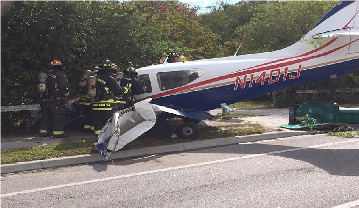 فلوریڈا کی سڑک پر حادثہ کا شکار ہوا جہاز