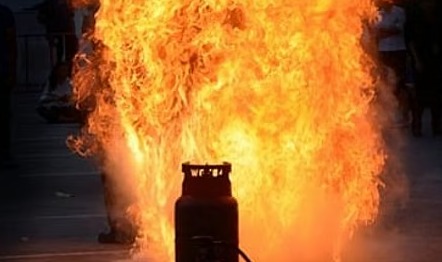 میسورو میں گیس سلنڈر دھماکہ، ایک شخص ہلاک، پانچ زخمی