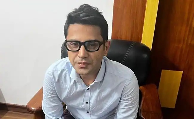 ایئر انڈیا کی فلائٹ میں خاتون پر پیشاب کرنے والا شخص گرفتار 
