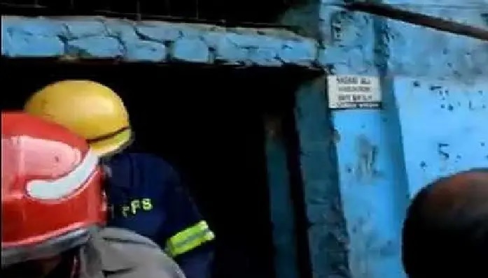 دہلی کے شاستری پارک میں گھر میں آگ لگنے سے چھ افراد کی موت، دو زخمی