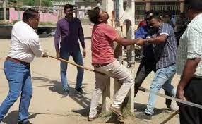 گجرات کے کھیڑا میں نوراتری گربا تقریب میں خلل ڈالنے کا الزام 