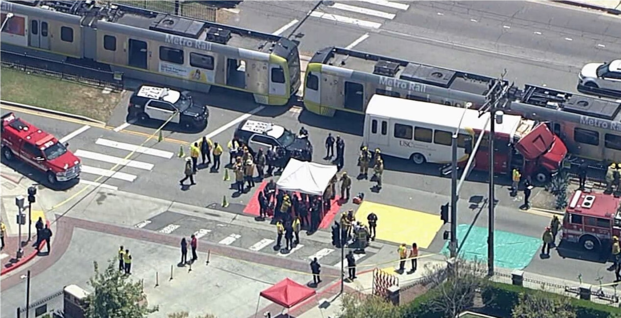 لاس اینجلس میں میٹرو ٹرین اور بس میں ٹکر، 55 افراد زخمی