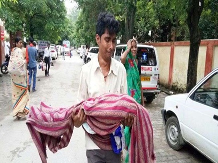 گورکھپور میں آکسیجن سپلائی ٹھپ ہونے سے 30 مریضوں کی موت