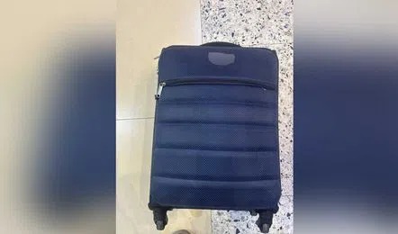 حیدرآباد : شاہ علی بنڈہ میں قیمتی سامان پر مشتمل گمشدہ  بیگ برآمد، مالک کو واپس