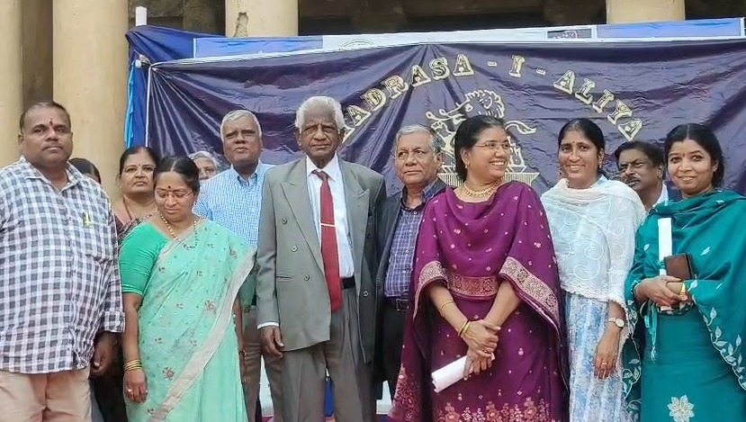 حیدرآباد: مدرسہ عالیہ فاؤنڈیشن کا سالانہ میرٹ ایوارڈز 2025 کا انعقاد 