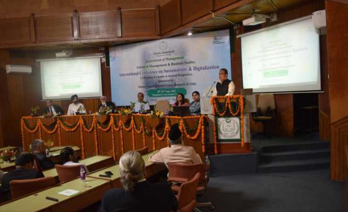جامعہ ہمدرد میں پائیداری اور ڈیجیٹلائزیشن پر بین الاقوامی کانفرنس کا انعقاد