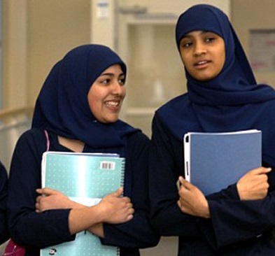 مسلمانوں میں اعلیٰ تعلیم حاصل کرنے کےلیے بیداری کا انکشاف ، اندراج کے تناسب میں خاطر خواہ اضافہ:تعلیمی سروے