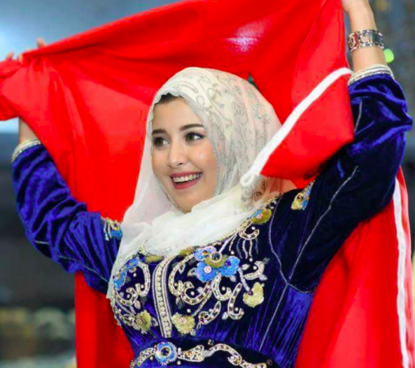 مراکش کی نسرین الکتانی باحجاب مس عرب قرار