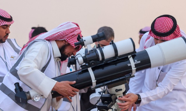 سعودی عرب میں رمضان کا چاند نظر آگیا، پہلا روزہ 18 فروری کو