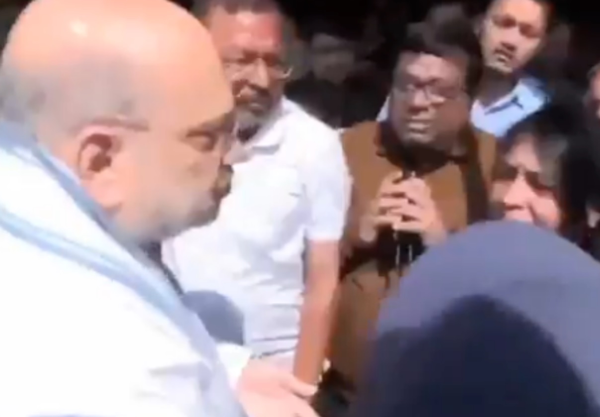 امت شاہ کا بیرن پہلگام میں جائے وقوع کا معائنہ ، دہشت گردوں کی تلاش کے لیے آپریشن تیز کرنے کی ہدایت 