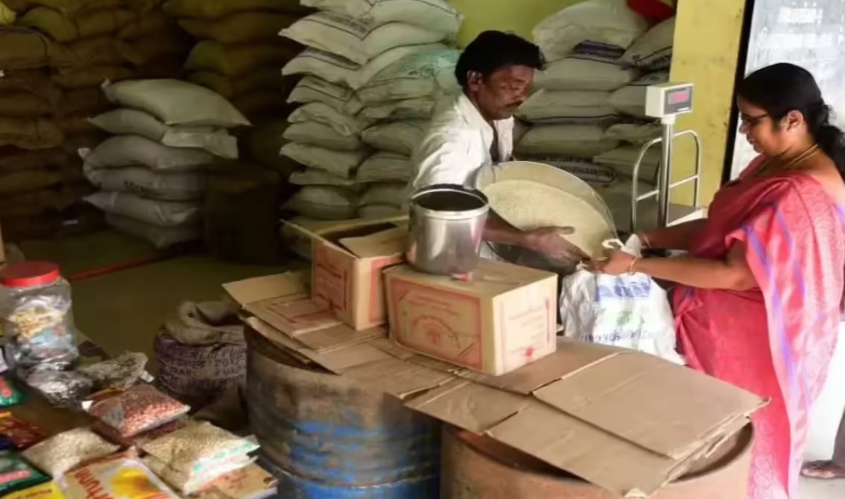 شدید گرمی کے پیش نظر مستحق خاندانوں کو تین ماہ کا راشن ایک ساتھ دینے کی ہدایت