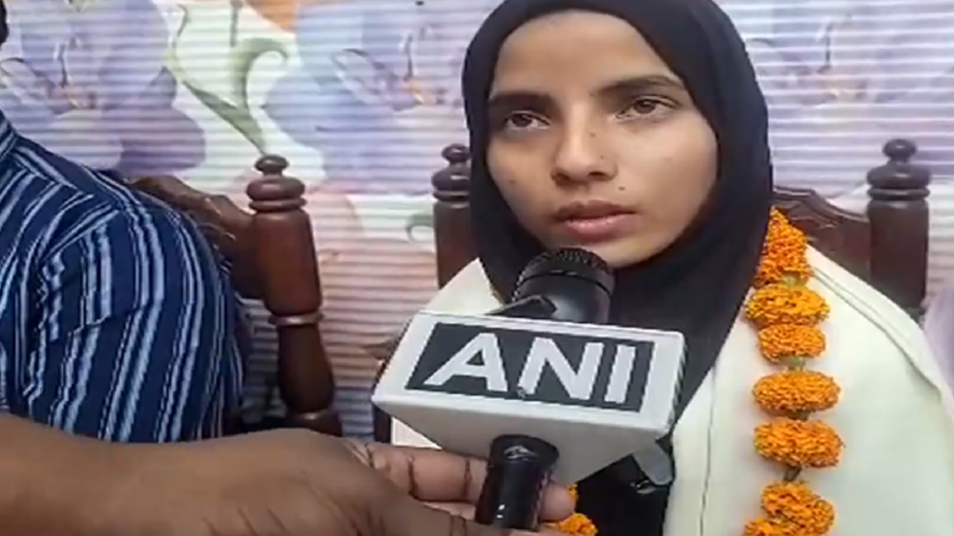 سبرین پروین نے بہار بورڈ کے امتحان میں 98.40 فیصد نمبر حاصل کرکے پہلی پوزیشن حاصل کی