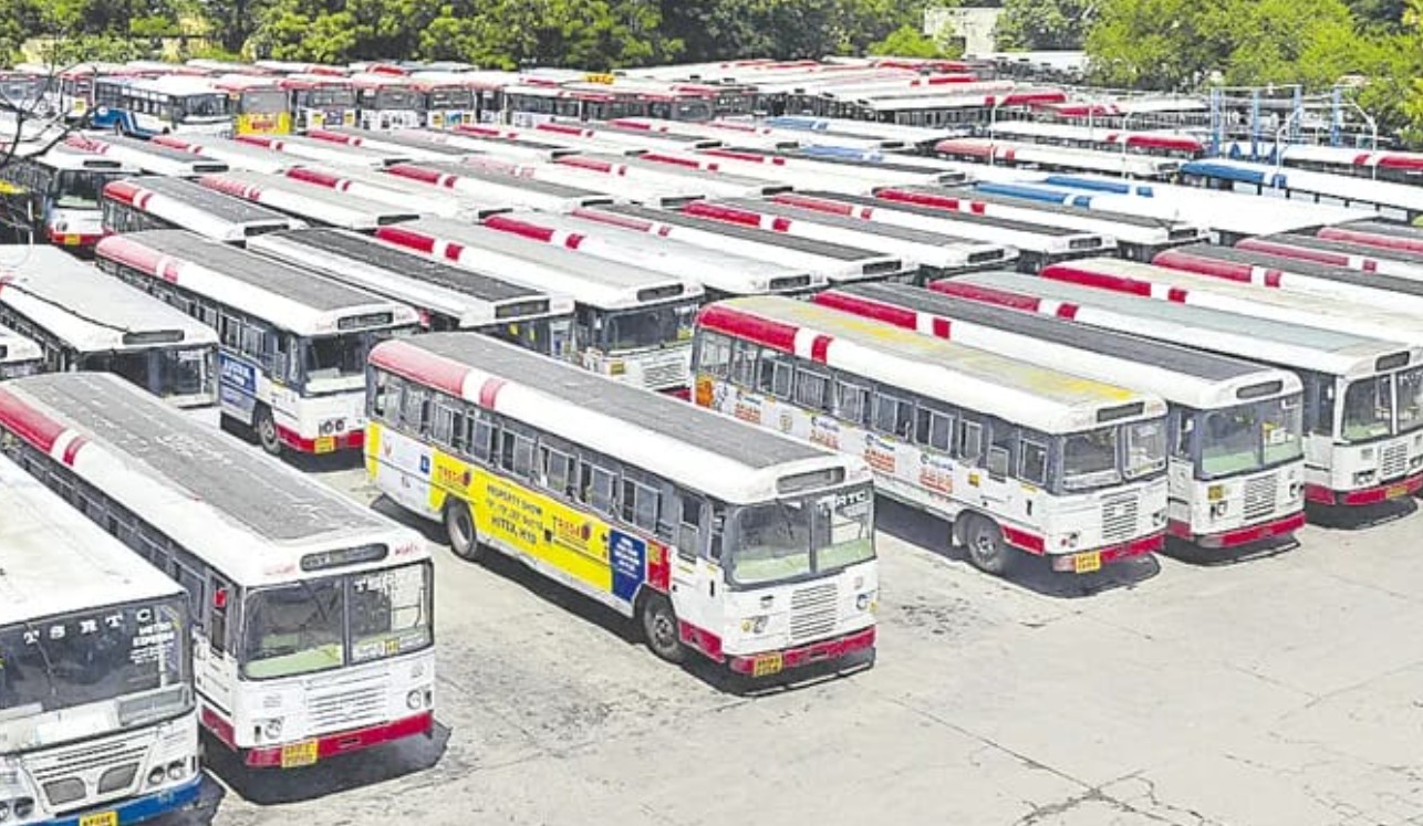 تلنگانہ آر ٹی سی جے اے سی اور حکومت کے درمیان مذاکرات ناکام، یونین نے آدھی رات سے ہڑتال کا اعلان کر دیا