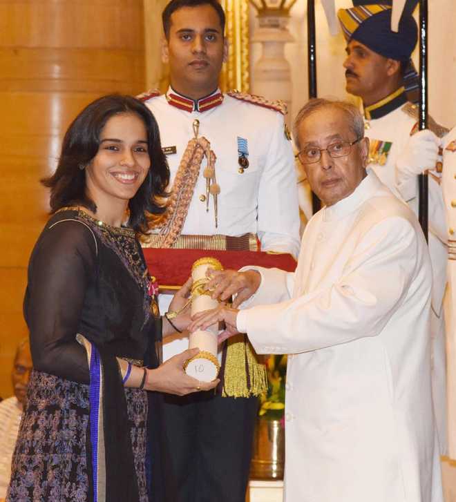 صدرجمہوریہ نے 56 اہم ترین شخصیات کو پدم ایوارڈز سے نوازا