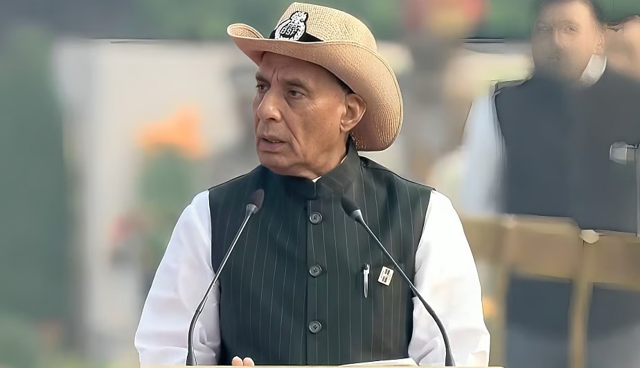 وزیر دفاع راجناتھ سنگھ کا دعویٰ، مارچ تک ملک سے مکمل طور پر نکسل ازم کا خاتمہ