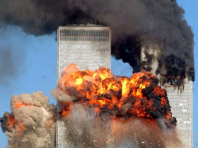 9/11 کی برسی: جانیں آج کے دن امریکہ میں کیا ہوا تھا