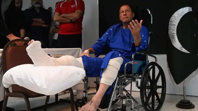 شوٹرمجھے مردہ سمجھ کر چلا گیا تھا: عمران خان