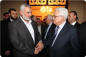 قومی حکومت کو حتمی شکل دینے کے لیے ھنیہ، محمود عباس میں رابطہ