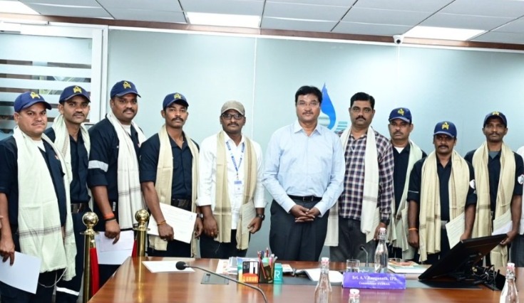 میر عالم جھیل ریسکیو میں HYDRAA عملے کی بہادری پر وزیراعلیٰ کی تعریف