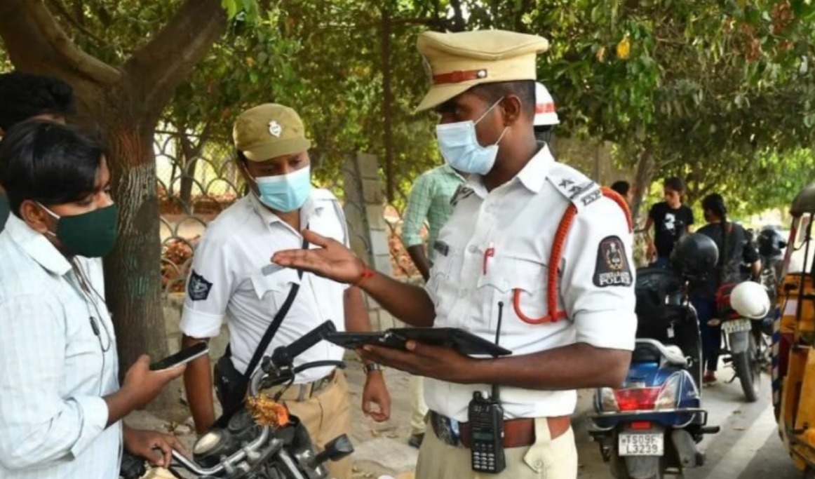 زیرِ التواء چالانوں پر ہائی کورٹ کی ٹریفک پولیس کو ہدایت، زبردستی وصولی سے باز رہنے کا حکم